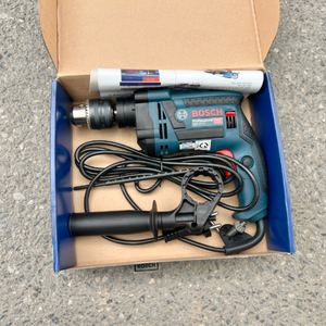 Taladro de Impacto Profesional GSB 13 RE con Cable, Motor de Escobillas, Portabrocas sin Llave, Velocidad Variable/Reversa, Diseño Robusto para Mampostería y Madera - Product Image 5