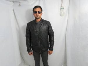 Chaqueta de motociclista de invierno para hombre, de cuero genuino negro, impermeable, ecológica, con hombros acolchados, cremallera de alta calidad, unisex. - Product Image 4