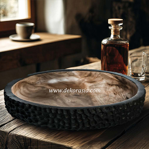Bol décoratif rond en teck avec un design sculpté artistique pour les fruits, les collations et la décoration de table - Product Image 6