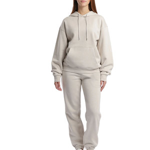 Ensemble de survêtement décontracté élégant pour femme, idéal pour l'hiver, léger et long, parfait pour l'exercice, le fitness et la mode urbaine - Product Image 1