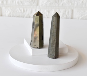 Obélisque/Tour en Pyrite le Plus Vendu, Artisanat en Cristal de Qualité Supérieure, Outil de Méditation, Cristal de 1 kg pour Acheteurs en Gros - Product Image 5