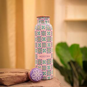 Botella de Cobre India Reutilizable Hecha a Mano, Diseño Clásico, a Prueba de Fugas, Opción de Regalo de Lujo, Apta para Lavavajillas y Microondas - Product Image 2