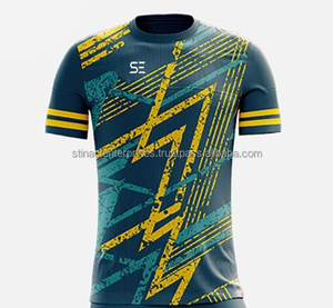 ชุดฟุตบอลแบบสั่งทำพิเศษ พิมพ์ลายแบบ Sublimation เต็มตัว ชุดฝึกซ้อมสำหรับสโมสรและทีม ผลิตจากโพลีเอสเตอร์ 100% แห้งเร็ว ระบายอากาศได้ดี - Product Image 6