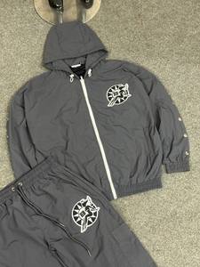 เสื้อกันลมปี 2025 สกรีนโลโก้ได้ กันน้ำ น้ำหนักเบา ผลิตจากโพลีเอสเตอร์และไนลอน สำหรับผู้ชาย ชุดวอร์ม เสื้อกันลมสำหรับกิจกรรมกลางแจ้ง - Product Image 6