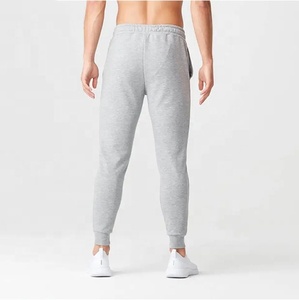 Survêtement gris personnalisé pour homme, pantalon de jogging à poignets élastiques, poches zippées, pantalon de sport respirant en coton pour la gym et le fitness - Product Image 5