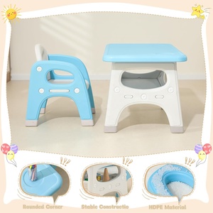 Table moderne en plastique pour enfants avec 2 chaises, étagère de rangement et protège-pieds antidérapants pour activités, repas, jeux, école et salle de sport des tout-petits - Product Image 3