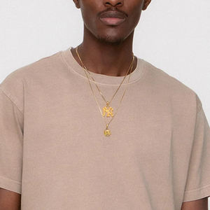 T-shirts pour hommes, design minimaliste, texture lisse, respirant, haut décontracté d'été avec logo personnalisable pour les acheteurs en gros - Product Image 2