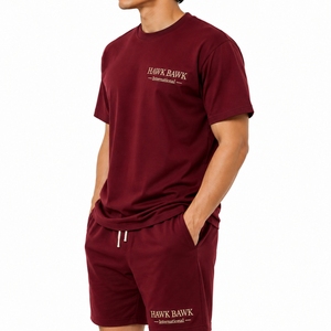 Conjunto de Camiseta y Pantalones Cortos Personalizados para Hombre, Ropa Casual Transpirable de Primera Calidad, Diseño Inspirado para Uso Diario en Verano - Product Image 3