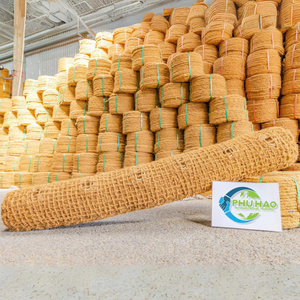 Article populaire : Rouleau de géotextile en fibre de coco naturelle pour la rétention du sol et de la boue, favorisant la croissance de la végétation et la formation des racines. - Product Image 6