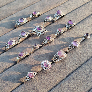 Bagues ajustables unisexes bohèmes en laiton plaqué argent faites à la main avec améthyste et pierre précieuse lavande, vente en gros - Product Image 4