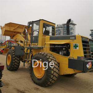 Chargeuse sur pneus Komatsu WA380-6 d'occasion de 5 tonnes, fabrication japonaise |   Moteur puissant de 142 kW, haute efficacité, capacité de la benne de 2 à 4 m³ - Product Image 4