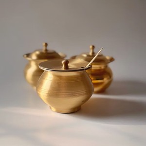 Handcrafted hammered copper cooking <b>pot</b> with polished brass <b>lid</b> and sturdy brass side handles designed for traditional kitchen - Product Image 6