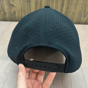 Gorras de Béisbol y Golf de Color Sólido, Impermeables, con Perforaciones Láser, Logotipo de PVC Personalizado, Secado Rápido, Unisex, para Adultos, Fabricantes de Gorras de Vietnam - Product Image 2