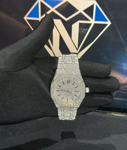 Reloj de Lujo con Diamantes Moissanite, Movimiento Automático, Estilo Hip Hop para Hombre - Product Image 1