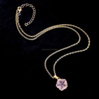 Pendentif en forme de fleur de quartz rose naturel, collier en pierre précieuse sculptée pour femmes, cadeau d'anniversaire, bijoux à la mode, vente en gros