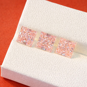 ราคาขายส่ง เพชรเจ้าหญิงทรงเหลี่ยมสีชมพู เพชรเลี้ยงในห้องปฏิบัติการ 3.0 กะรัต ความสะอาดระดับ VVS รับรองโดย IGI เพชรเม็ดเดี่ยวสำหรับทำเครื่องประดับ - Product Image 4