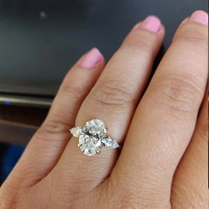 Anillo Vintage con Diamante Ovalado de 3.35 Ct Cultivado en Laboratorio, Oro Blanco de 14K, Certificado IGI, Anillo de Compromiso Hecho a Medida para Mujer - Product Image 3