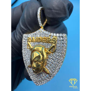 Pendentif de luxe hip-hop, accessoires sertis de pierres, style rappeur, finition polie haute brillance, bijoux - Product Image 1