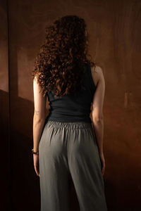 Camiseta sin mangas de algodón acanalado para mujer, con bordado personalizado, cuello liso, ajustada para gimnasio, ¡la más vendida! - Product Image 4