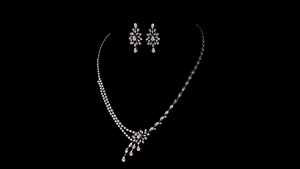 Elegante Juego de Collar de Novia de Plata 925 con Diamantes Cultivados en Laboratorio |   Joyería de Diseño para Bodas |   Proveedor de Joyería Nupcial - Product Image 3