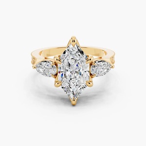 Bague de fiançailles en or 14 carats avec trois pierres de taille marquise et poire, sertie de griffes en filigrane gravé vintage pour femme - Product Image 1