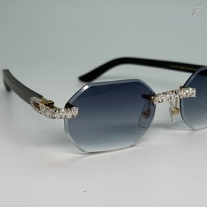 Gafas de sol negras degradadas con detalles de diamantes de moissanita talla pera VVS, gafas de sol de moda hip hop hechas a mano, gafas personalizadas. - Product Image 3