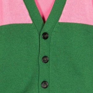 Cardigans et pulls unisexes en acrylique bicolore rose et vert, personnalisables avec logos B2B et lettres brodées, pour sororités - Product Image 5