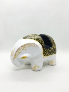 Soporte para teléfono con forma de elefante de papel maché, hecho con papel reciclado y materiales ecológicos, hecho a mano por artesanos tailandeses con experiencia. - Product Image 3