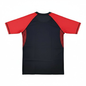 Maillot de compression personnalisé MMA Karaté Rashguard à manches courtes pour entraînement, en tissu Spandex Polyester 200GSM, coupe extensible, pour homme - Product Image 2