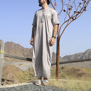 Fabricant de Thobes en Gros – Robe Traditionnelle Musulmane en Tissu Respirant pour Marques de Détail et Vente en Gros - Product Image 6