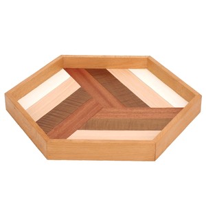 Plateau de service hexagonal en bois de Sheesham Aqdus Saleem, vente en gros |   Plateau au design géométrique minimaliste - Product Image 2