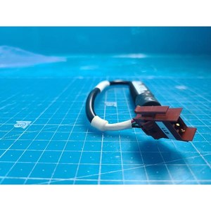 Sensor Fotoeléctrico de Ángulo Recto CUTLER-HAMMER 1310rs1334, Usado, Piezas de Equipos Semiconductores Legacy - Product Image 2