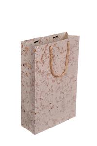 Sac cadeau en papier artisanal de qualité supérieure avec des pétales de fleurs naturelles et des poignées en corde dorée pour un emballage cadeau de luxe - Product Image 2