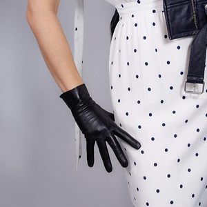 ถุงมือหนังผู้หญิง หนังแพะ ข้อมือสั้น คลาสสิก แฟชั่นฤดูหนาว ถุงมืออุ่นๆ - Product Image 5