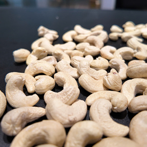 Nueces de Anacardo de Primera Calidad WW210, Crudas, Secas, Naturales, de Fábrica en Vietnam, con Suministro a Granel - Product Image 1