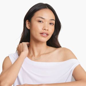 Collier élégant avec diamant taille ronde, bijou au style unique pour toutes les occasions - Product Image 6