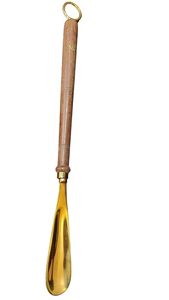 Chausse-pied en laiton avec manche en bois, artisanal, à long manche, pour un enfouissement facile et la protection des chaussures - Product Image 6