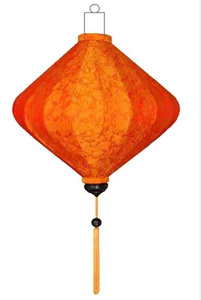 Lanterne en soie vietnamienne authentique, fabriquée à la main à Hoi An, pour l'éclairage domestique et la décoration d'événements culturels - Product Image 5