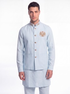 Ensemble de costume indo-occidental pour homme bleu ciel personnalisé, veste Jodhpuri brodée de luxe avec kurta et pantalon - Product Image 1