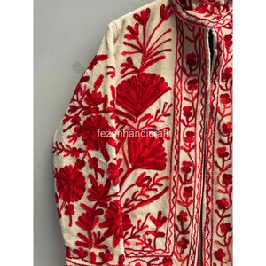 Chaqueta de terciopelo Suzani estilo hippie, chaqueta con bordado floral hecho a mano, forro interior de algodón, chaqueta de terciopelo para mujer, chaqueta de invierno. - Product Image 6