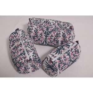 Pochette de maquillage artisanale imperméable en coton imprimé indien Lavinas, pochette cosmétique de voyage pour femme, fermeture éclair, provenance du Rajasthan - Product Image 4