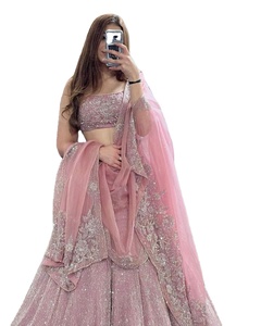 Lehenga Choli de Color Rosa Claro Resaltado, Estilo Moderno, para Eventos Especiales, Tela de Viscosa/Modal, Precioso Traje de Novia - Product Image 1