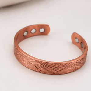 Pure Copper Geometric Diamond Engraved Magnetic Open Cuff Therapy Bracelet Fashionable Metal Jewelry Exquisite Embossed Design - Product Image 2