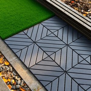 Set di 44 Piastrelle Incastrabili in Plastica Impermeabile 30x30 cm per Esterni/Interni, Resistenti a Tutte le Condizioni Atmosferiche - Product Image 3