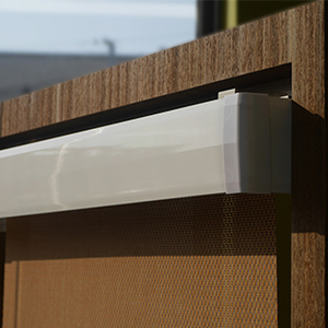Support universel pour stores de fenêtre, design minimaliste blanc, installation facile, accessoire pour rail de rideau - Product Image 3