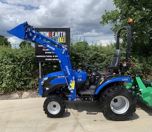 Tracteur Solis 90XL 4x4 avec chargeur arrière, équipement agricole robuste, moteur diesel, cabine confortable à prix compétitif - Product Image 5