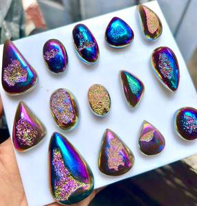 ควอตซ์ดรูซี่เคลือบไทเทเนียมหลากสีธรรมชาติแบบขายส่ง พลอยหลวมจาก MAHNAJ GEMS - Product Image 4