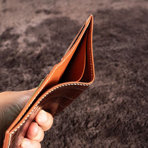 Portefeuille à deux volets en cuir véritable de luxe pour hommes de haute qualité couleur personnalisable à la main taille 9x11.5cm portefeuille court - Product Image 3