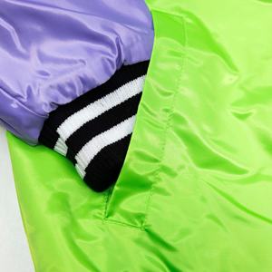 Nueva Chaqueta Varsity de Satén Impermeable Personalizada al por Mayor para Hombre y Mujer, Estilo de Moda de Invierno, Tallas Grandes para Adultos y Jóvenes - Product Image 4