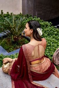 Women's Traditional <b>Lehenga</b> Choli With Dupatta For Wedding Wear Indian Style <b>Red</b> And Gold Checkered Pattern - Product Image 5